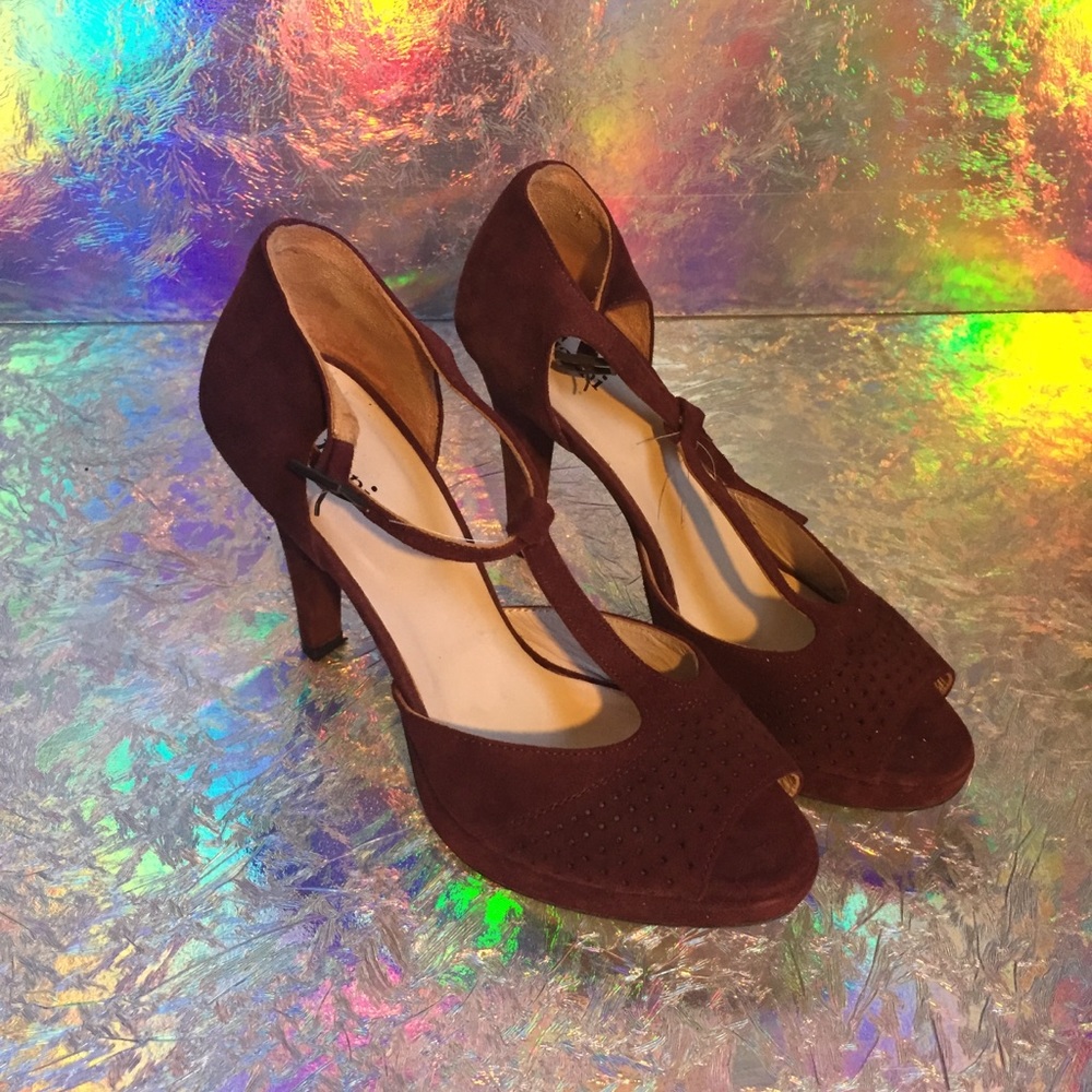 Ganni maroon suede open toe platform heels. Sz 7.